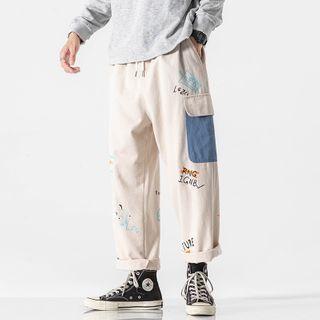 Contrast Pocket Printed Cropped Cargo Pants
