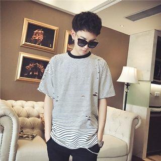 Short-sleeve Distressed Striped T-shirt