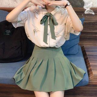 Bow-detail Shirt / Pleated Skirt