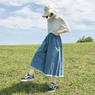 Frayed Wide Leg Cropped Jeans