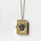 Embossed Pendant Alloy Necklace Vintage Silver - One Size