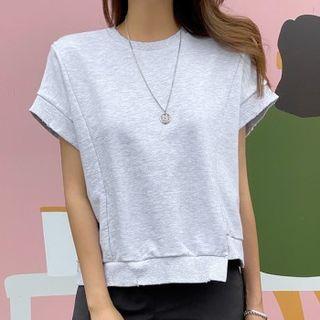 Asymmetric-hem Letter Print Top