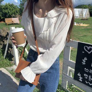 Ruffle-collar Buttoned Blouse