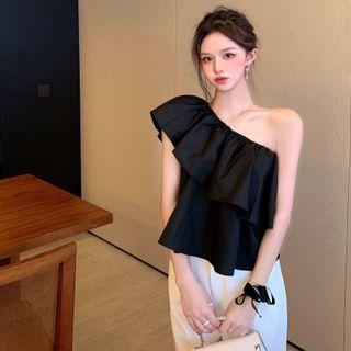One-shoulder Ruffle Trim Top