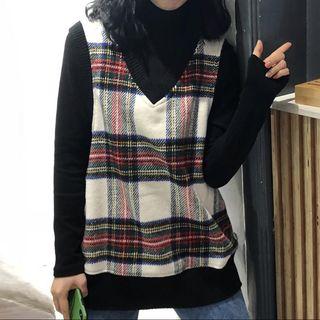 Plain Long-sleeve T-shirt/ Plaid Vest