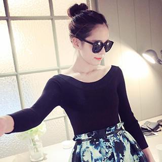 Off-shoulder Rib-knit Top