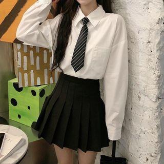 Pocket Detail Shirt / Mini Pleated Skirt