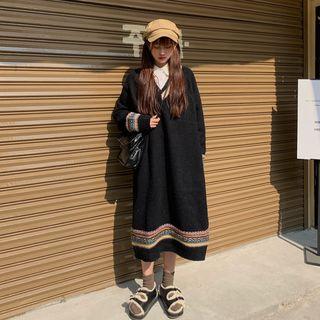 V-neck Pattern Trim Midi Sweater Dress