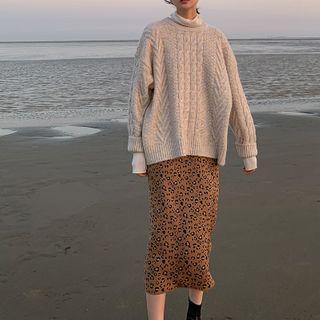 Retro Cable-knit Sweater