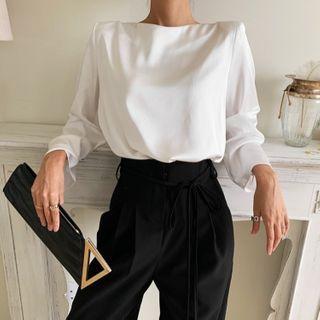 Long-sleeve Chain-accent Blouse