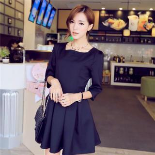 3/4-sleeve Pleated A-line Dress
