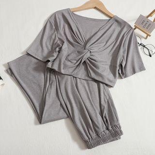 Set: Short-sleeve Twist Cropped T-shirt + Sweatpants