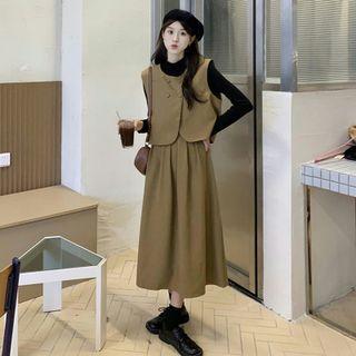 Sleeveless Top / Midi A-line Skirt / Long-sleeve Top