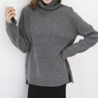 Slit Turtle-neck Button-trim Sweater