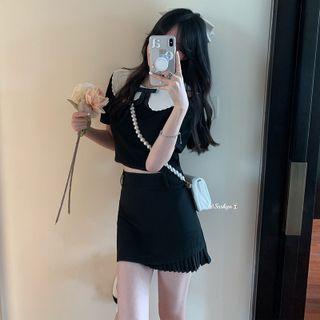 Short-sleeve Collared Crop Top / Pleated Trim Mini Pencil Skirt