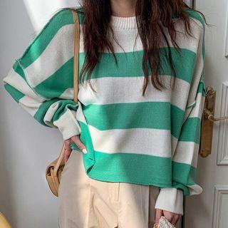 Overlock-stitched Stripe Knit Crop Top