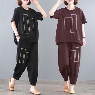 Set: Short-sleeve Embroidered T-shirt + Cropped Pants