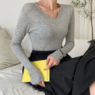 V-neck Sheer T-shirt