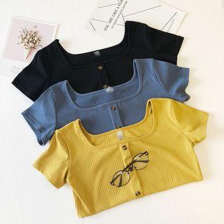 Short-sleeve Buttoned Crop Top