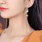 Retro Flower Faux Pearl Fringed Earring 1 Pair - White & Gold - One Size
