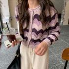 Contrast Wave Patterned Round-neck Cardigan