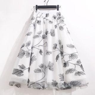 Leaf Embroidered Midi A-line Skirt