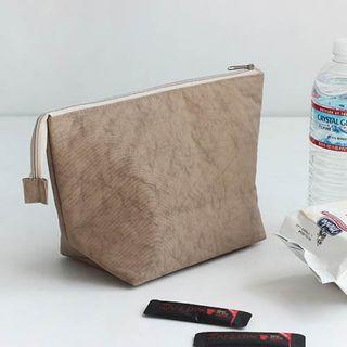 Colored Insulated Pouch - (m)