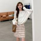 Set: Loose-fit Knit Top + Check Skirt
