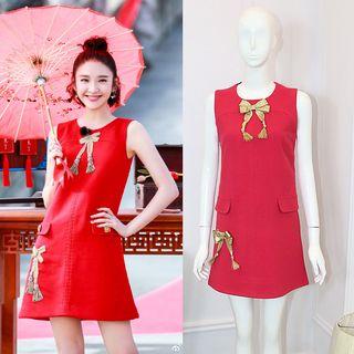 Sleeveless Bow-accent Button-detail Dress