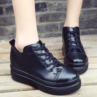 Plain Platform Flats