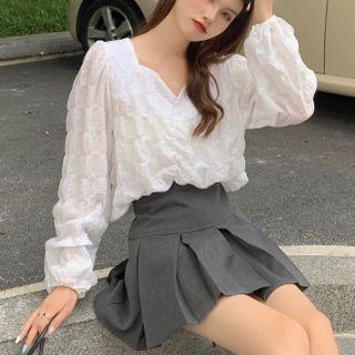 Long-sleeve V-neck Textured Top / Pleated Mini A-line Skirt