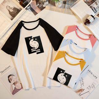 Short-sleeve Smiley Face Raglan T-shirt