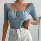 Short-sleeve Puffed Top