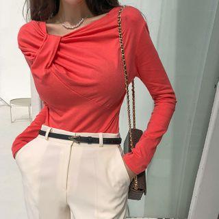 Knotted Fitted Glam Top