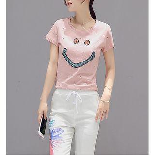 Set: Sequined Smiley Face Short-sleeve Top + Floral Print Capri Pants