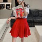 Printed Loose T-shirt / High-waist Pleated Mini Skirt