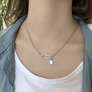 925 Sterling Silver Smiley Safety Pin Pendant Necklace Xl0707 - One Size