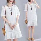 Plain Round-neck Lace Embroidered Dress