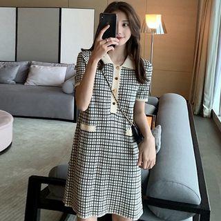 Short-sleeve Plaid Knit Shift Dress