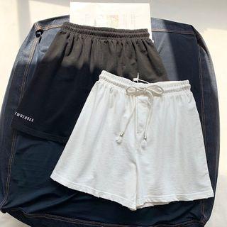 Drawstring-waist Embroidered Wide-leg Shorts