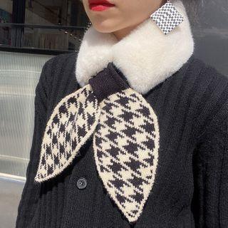 Houndstooth Bow Faux Fur Scarf