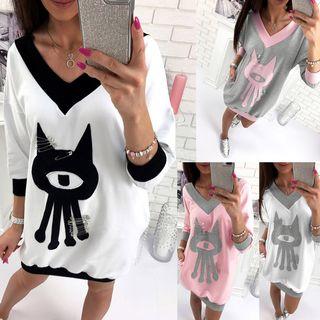Applique V-neck Long Pullover