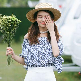 Off-shoulder Printed Tie-cuff Top
