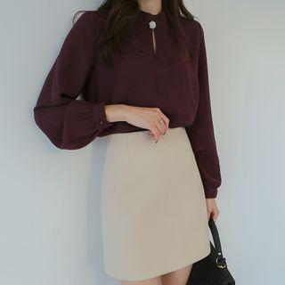 Faux-pearl Slit-detail Blouse
