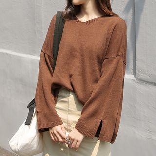 V-neck Wide Long-sleeve Knit Top
