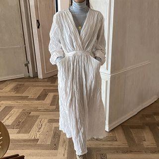 Long-sleeve Turtleneck Top / Long-sleeve Crinkle Maxi A-line Dress