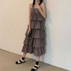 Short-sleeve T-shirt / Spaghetti Strap Tiered Dress