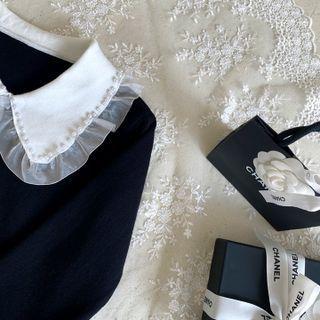 Frilled Contrast-collar Knit Top Black - One Size