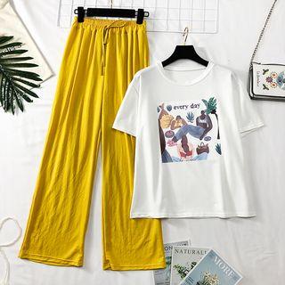 Loose-fit Printed T-shirt / Wide-leg Pants