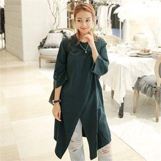 3/4-sleeve Split-front Long T-shirt